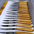 2 thika bifteku me dorezë në brirë kau ose dru të prodhuar në Itali - Marino Viadurini