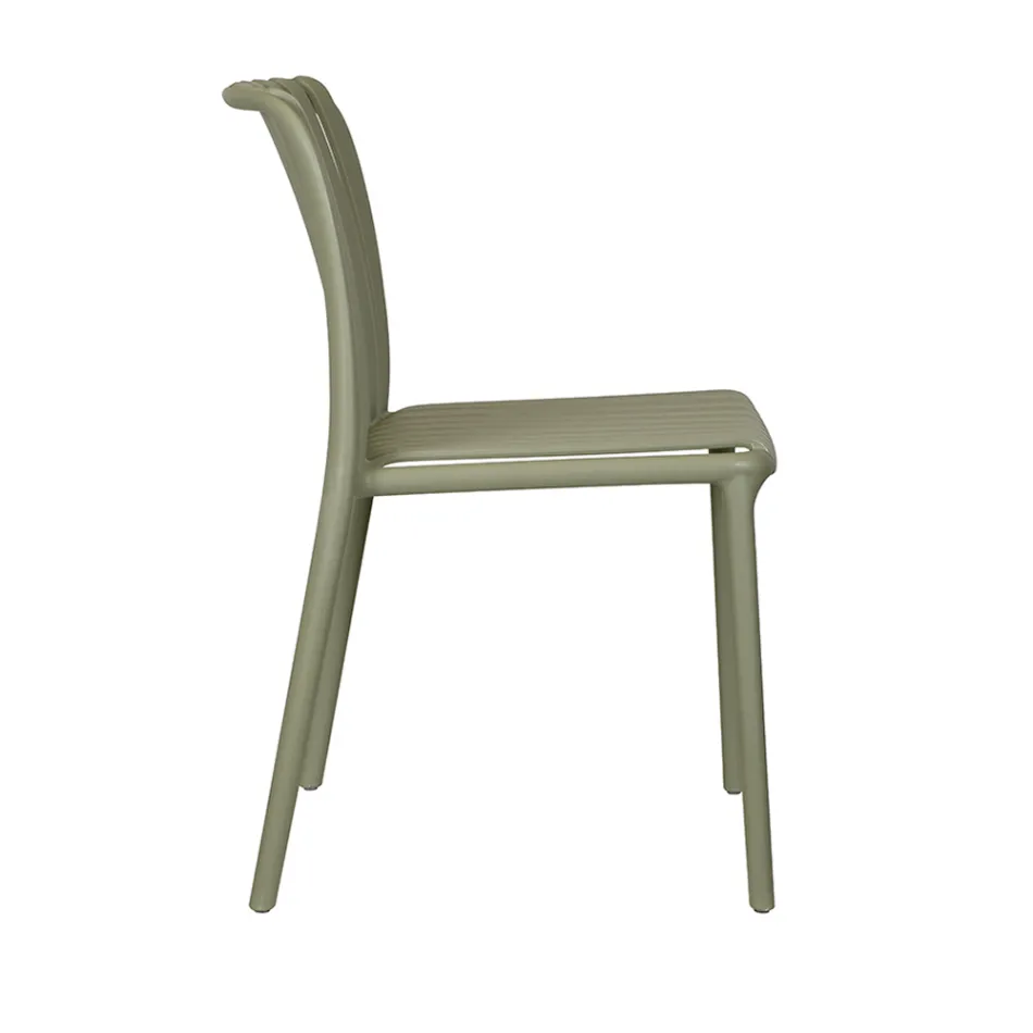 4 Karrige Kopshti të Vendosshme Njëra mbi tjetrën prej Polipropileni dhe Fiberglasi - Orelia Viadurini