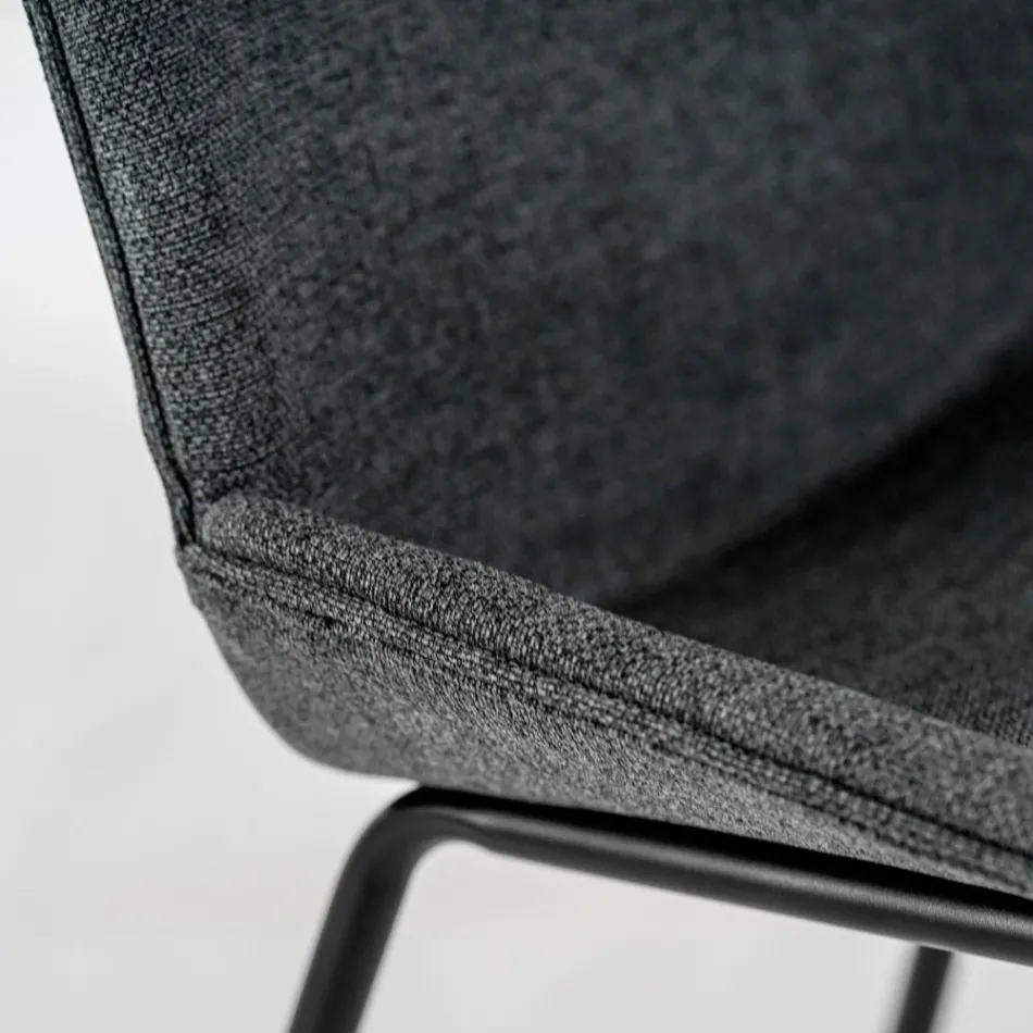 4 Karrige prej pëlhure, Strukturë polipropileni dhe Këmbë metalike - Patchulli Viadurini