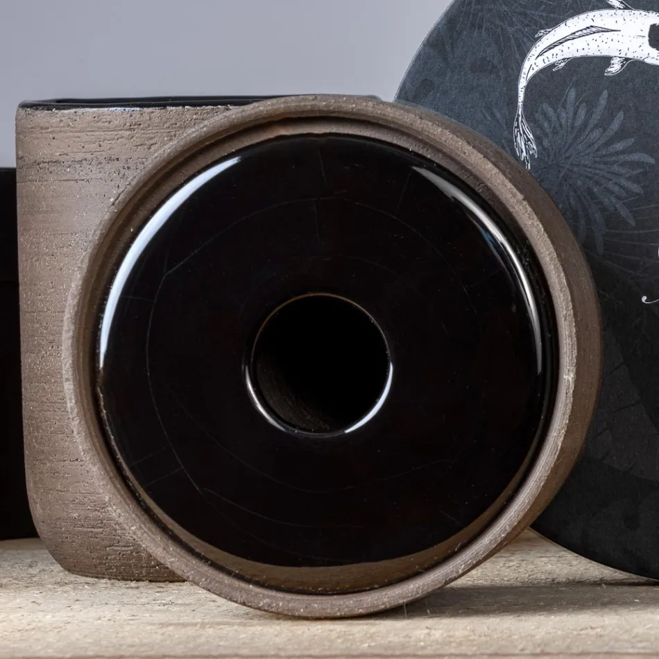 Aksesorë banjosh moderne në balte të zezë Prodhuar në Itali - Antonella Viadurini