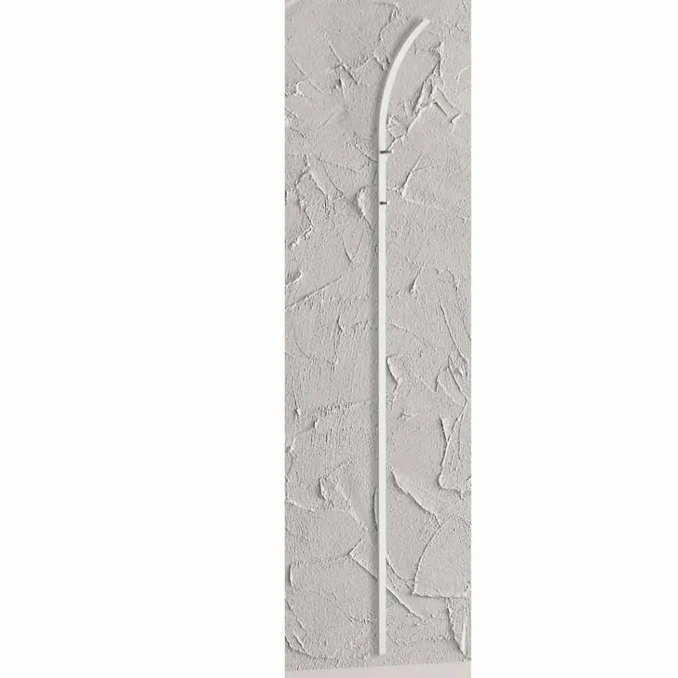 Varëse rrobash metali me 2 grepa dhe dritë LED prodhuar në Itali - Osmio Viadurini