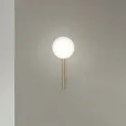 Llambë muri me LED në metal të lyer me ar dhe xham të fryrë - Ailanto Viadurini