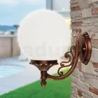 Aplikim me sferë akrilike dhe strukturë alumini të derdhur - Trovanero Viadurini