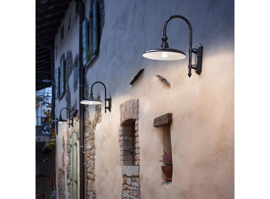 Llamba muri e jashtme prej alumini me dizajn klasik Prodhuar në Itali - Campobasso Viadurini