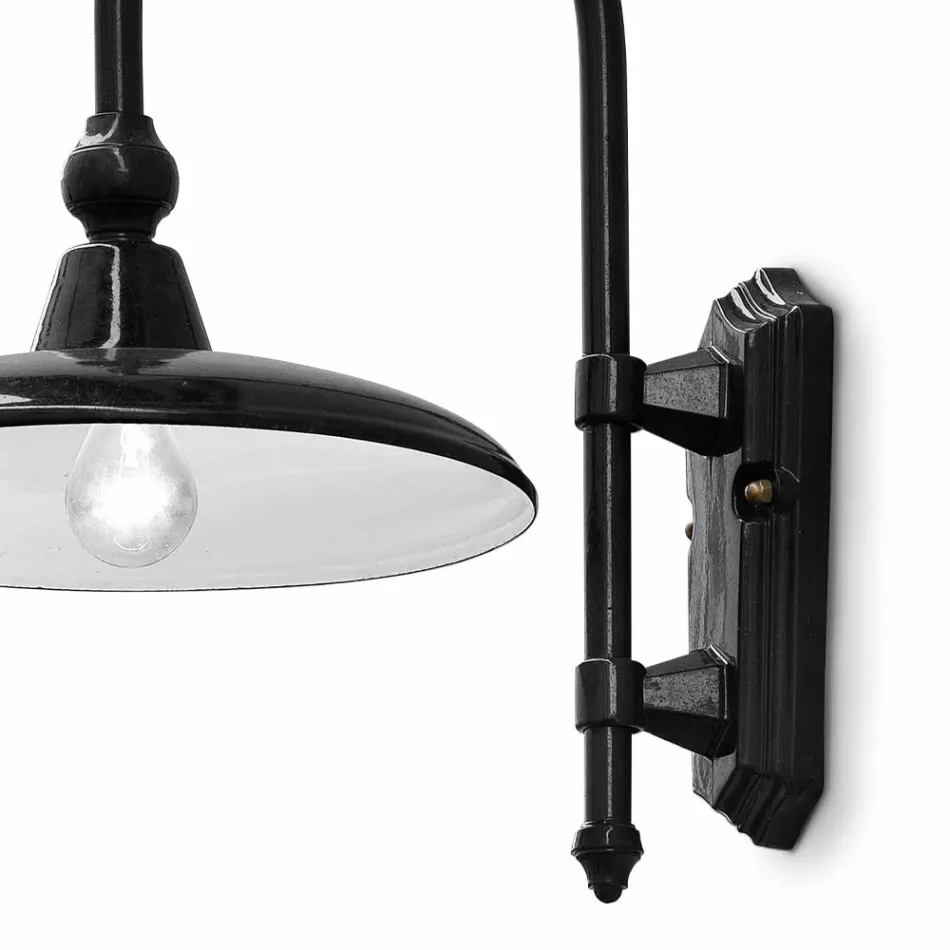 Llamba muri e jashtme prej alumini me dizajn klasik Prodhuar në Itali - Campobasso Viadurini