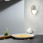 Llambë Muri LED me Strukturë Metal të Bardhë ose Ari - Raissa Viadurini