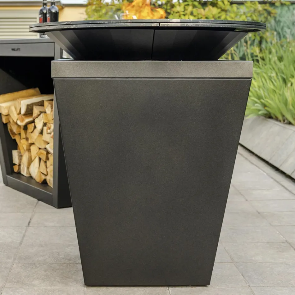 Barbecue me djegie druri me pjatë gatimi dhe ndarje mbajtëse druri - Ferran Viadurini