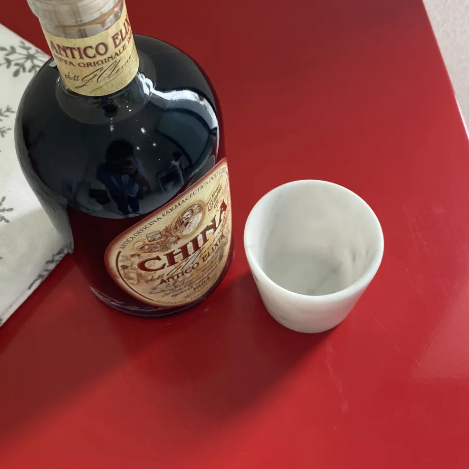 Qelqi Grappa në Mermer Carrara të Bardhë Made in Italy - Fergie Viadurini