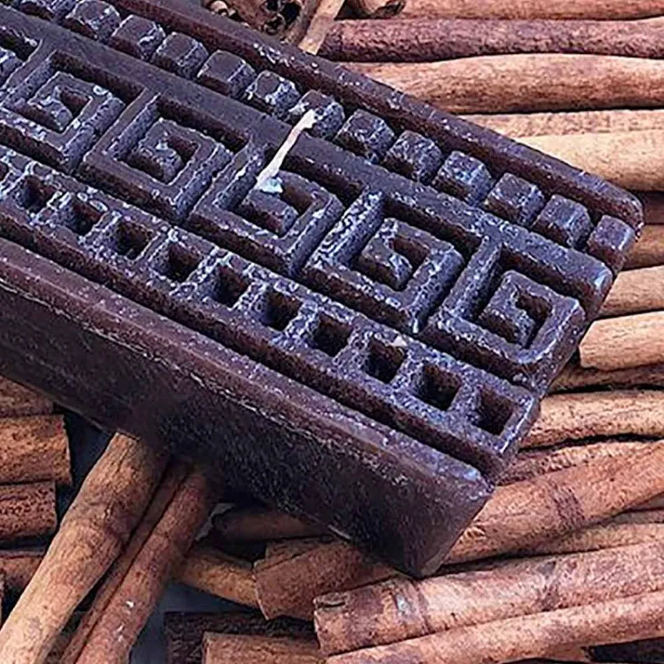 Qiri aromatike drejtkëndëshe me kanellë Artizanale Prodhuar në Itali - Alissa Viadurini