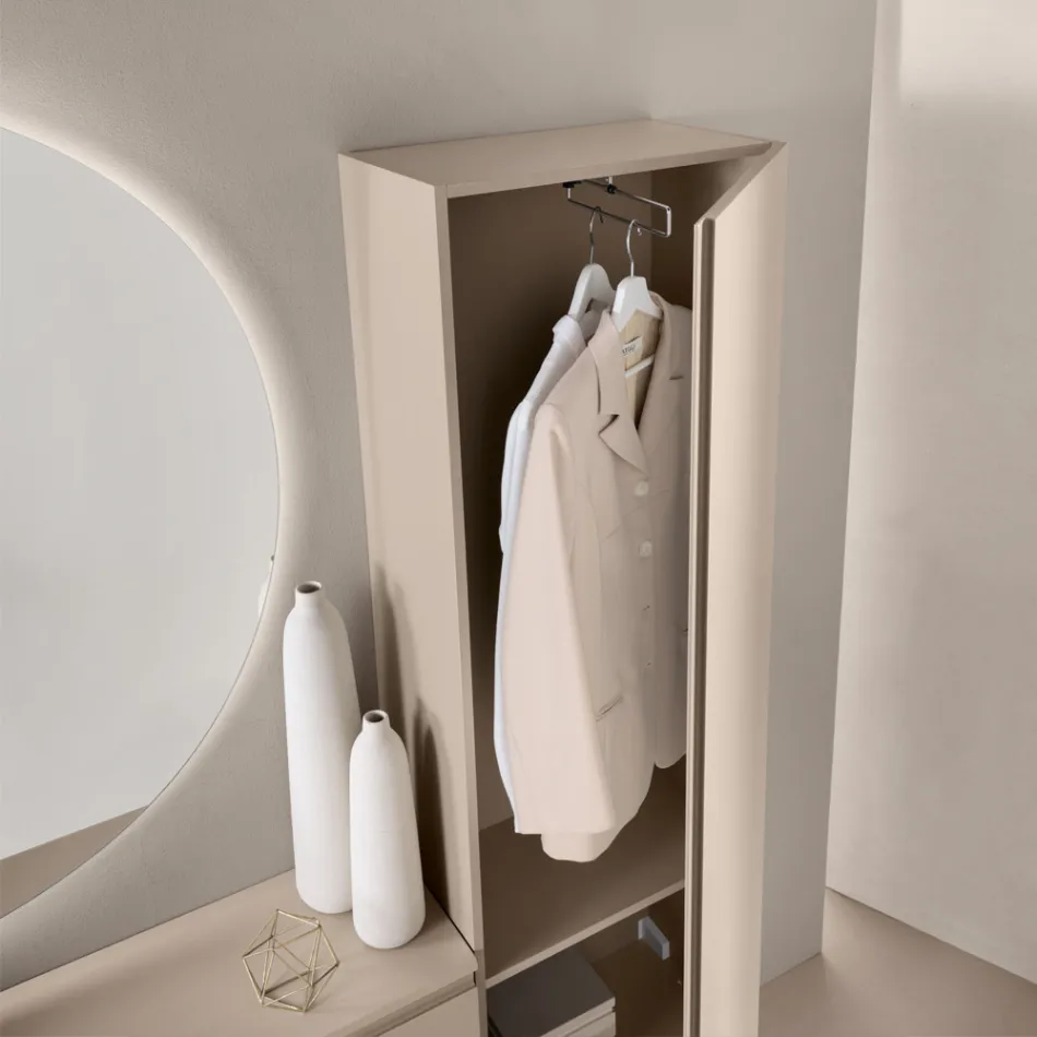Raft rrobash prej melamine të llakuar me derë MDF dhe raft të brendshëm - Lunis Viadurini