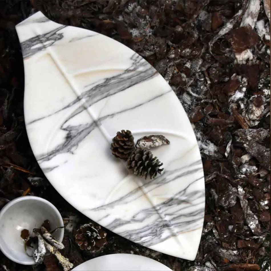 Pjesë qendrore në mermer Arabescato me formë gjetheje prodhuar në Itali - Treviso Viadurini