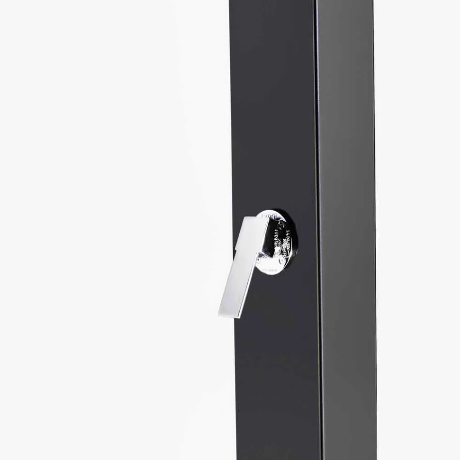 Kolona e dushit diellor në natyrë në çelik inox prodhuar në Itali - Werner Viadurini