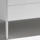 Komodinë me 3 sirtarë në dërrasë druri të lyer - Gemelli Viadurini