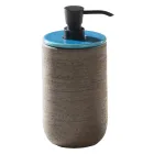 Përbërja e mobiljeve të banjës me aksesorë me detaje blu - Carolie Viadurini