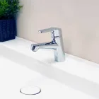 Përbërja e pezulluar e banjës në Fenix Grey - Becky Viadurini