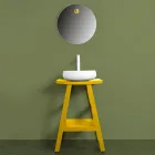 Përbërja e verdhë e banjës duke përfshirë pasqyrën dhe aksesorët - Maryse Viadurini