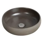 Kompozim banjoje gri me pasqyrë të rrumbullakët dhe aksesorë të ndryshëm - Maryse Viadurini