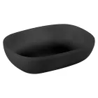 Përbërja moderne e banjës së zezë në tokë duke përfshirë aksesorët - Georges Viadurini