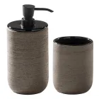 Përbërja moderne e banjës së zezë në tokë duke përfshirë aksesorët - Georges Viadurini