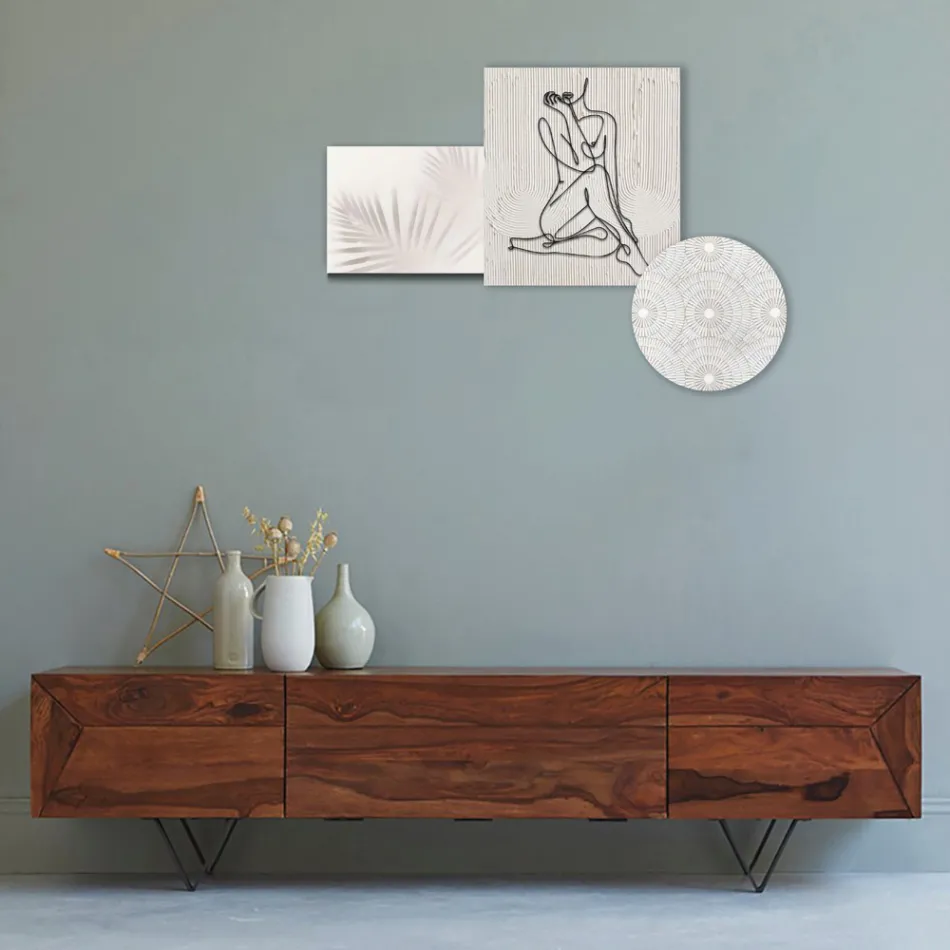 Kompozim prej 3 Panele me stilizimin e një gruaje Made in Italy - Kaori Viadurini