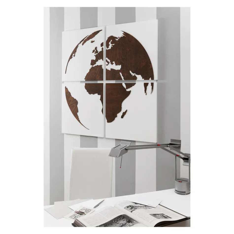 Përbërja e 4 paneleve që përfaqësojnë botën e prodhuar në Itali - Ciro Viadurini