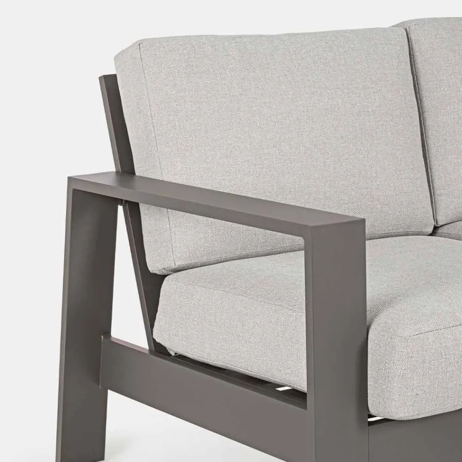 Përbërja e dhomës së ndenjes në natyrë në alumin me jastëkë pëlhure - Yoshi Viadurini