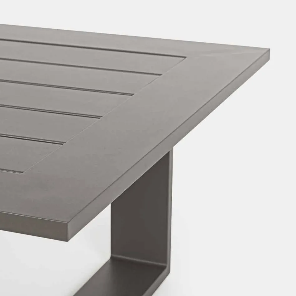 Përbërja e dhomës së ndenjes në natyrë në alumin me jastëkë pëlhure - Yoshi Viadurini