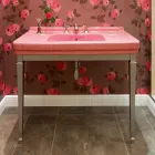 Konzola e banjës Vintage 105 cm në Qeramikë të Bardhë me Këmbë, Prodhuar në Itali - Marwa Viadurini