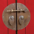 Komodinë e ulët vintage me 2 dyer në Homemotion nga druri Elm i Kuq - Konan Viadurini