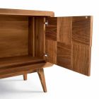 Tavolina anësore Nensi me 3 dyer në dru arre të ngurtë të dizajnit modern Viadurini