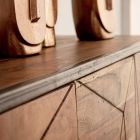 Bordea me dru akacia dhe çeliku me 3 ose 4 dyer Homemotion - Cristoforo Viadurini
