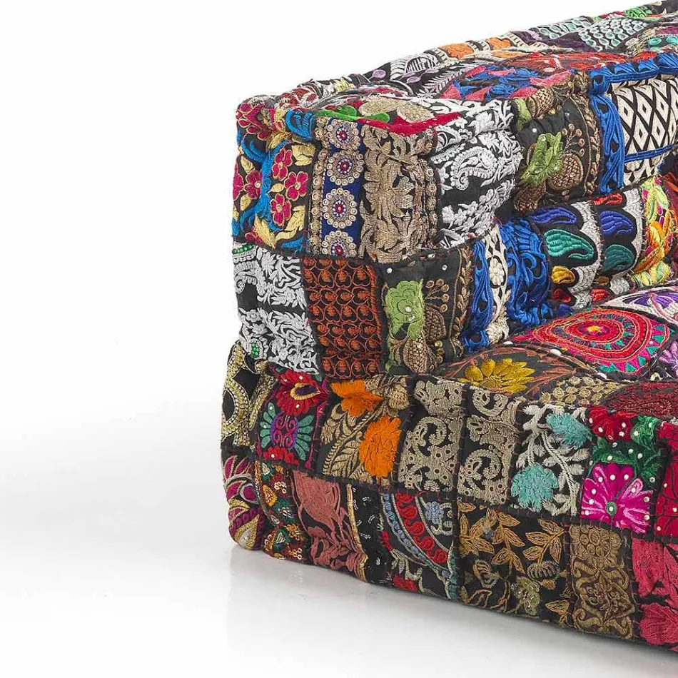 Sofa etnike me dy vendesh të mbushur në pëlhurë lara-lara dhe druri - fibër Viadurini