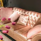 Divan prej liri në pëlhurë të stilit klasik capitonné Baloo Viadurini