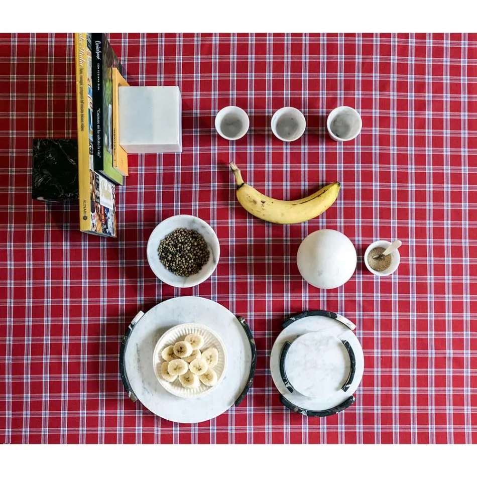 Peshë e lehtë moderne e kubes në mermer me saten të zi Marquinia Made in Italy - Qubino Viadurini