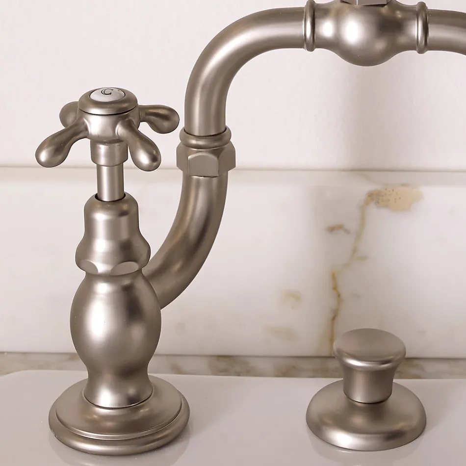 Grupi Vintage Mikser për Basenin e Urës në Tunxh Prodhuar në Itali - Klarisa Viadurini