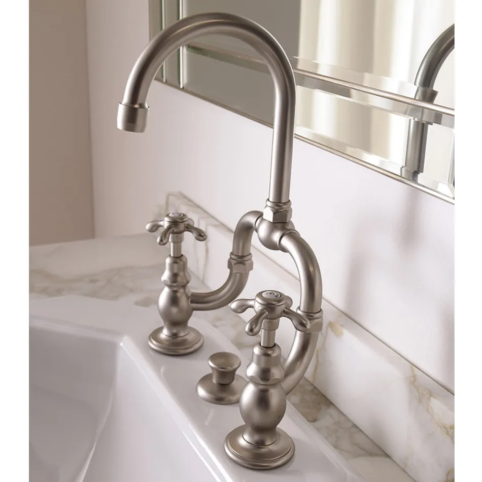 Grupi Vintage Mikser për Basenin e Urës në Tunxh Prodhuar në Itali - Klarisa Viadurini