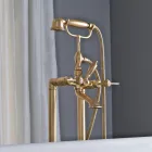 Grupi i vaskës në dysheme me dush dore dhe zorrë fleksibël Prodhuar në Itali - Milano Viadurini