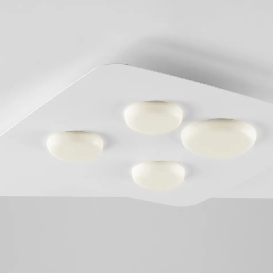 Ndriçim prej qelqi dhe metali i prodhuar në Itali për të përmirësuar ambientet e brendshme – Kepler Viadurini