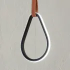 Llambë varëse me forma dhe detaje gjeometrike në lëkurë artificiale - selvi Viadurini