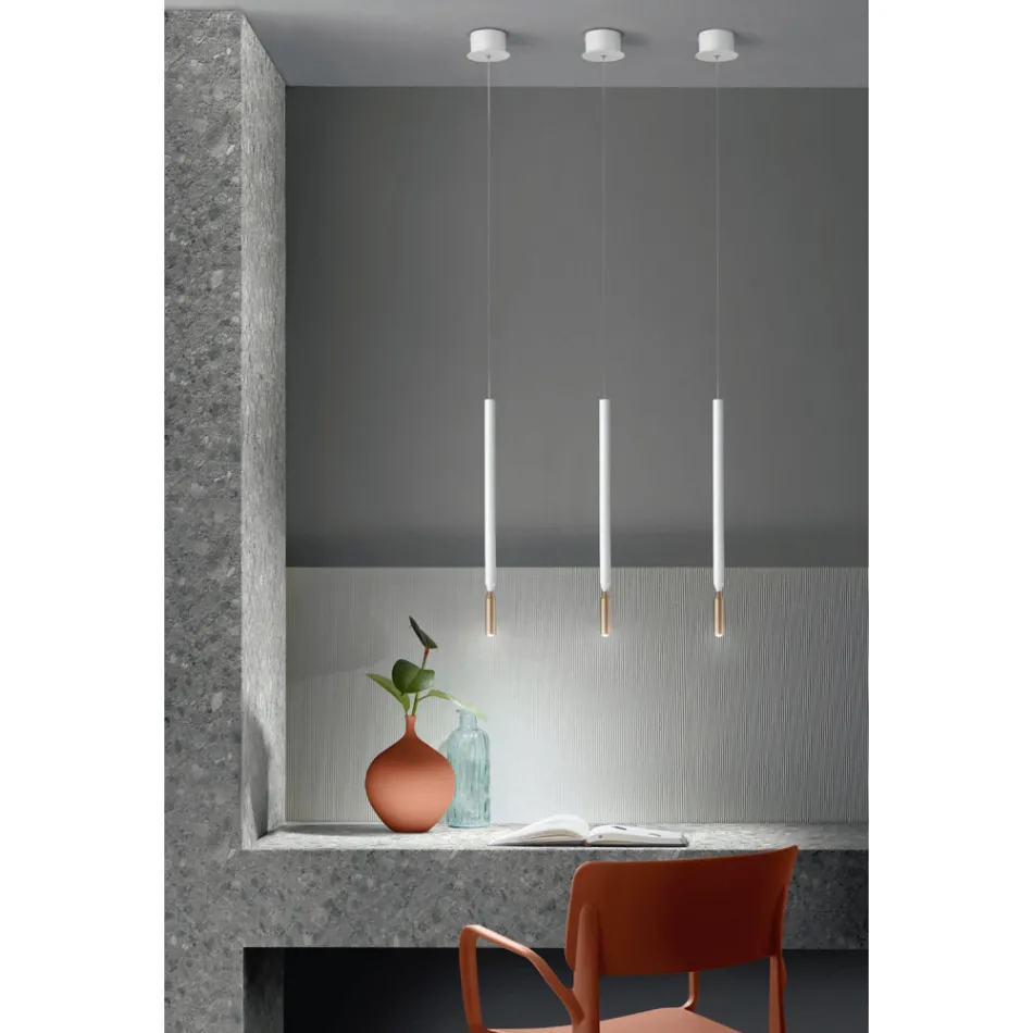 Llambë varëse moderne me dritë LED në metal të lyer - larsh Viadurini