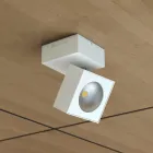 Llambë muri dekorative Led 14W në alumin e bardhë ose të zezë - Vernon Viadurini