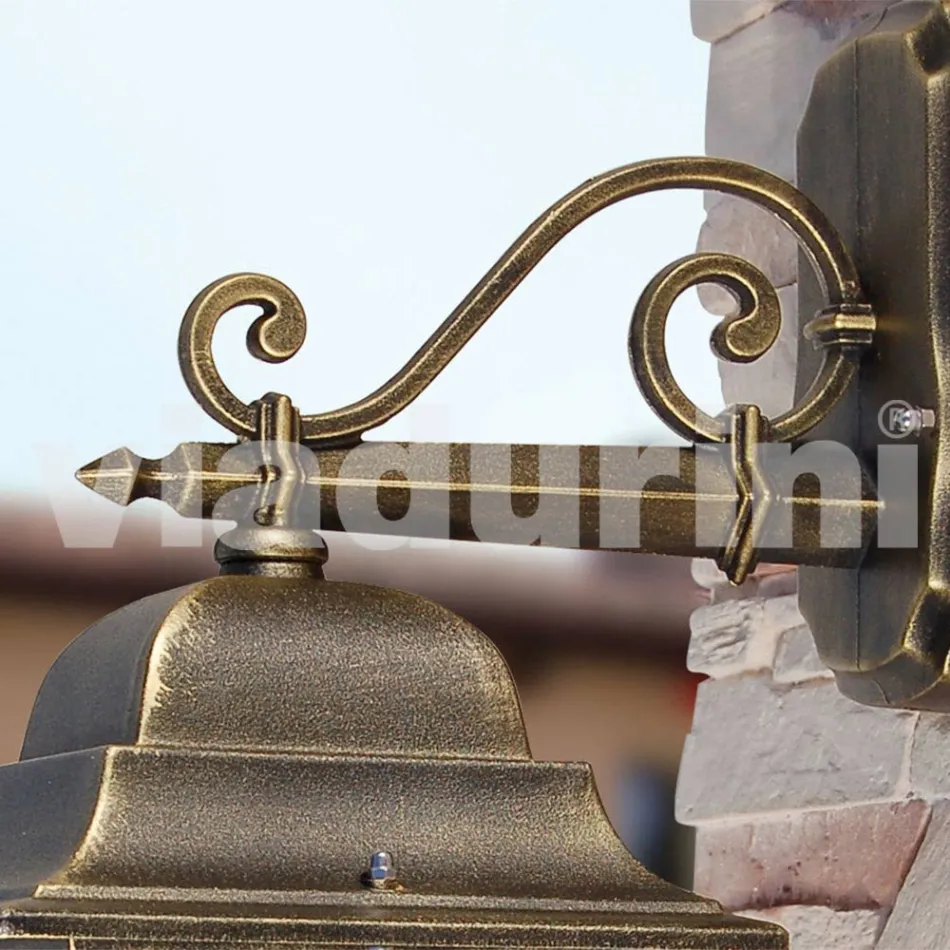 Llamba muri e jashtme prej alumini e prodhuar në Itali, Aquilina Viadurini