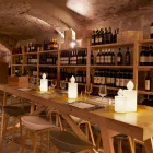 Dizajni i Qiriut Ndriçues të Llambës së Tavolinës me Bardhë nga Slide - Flaka Viadurini