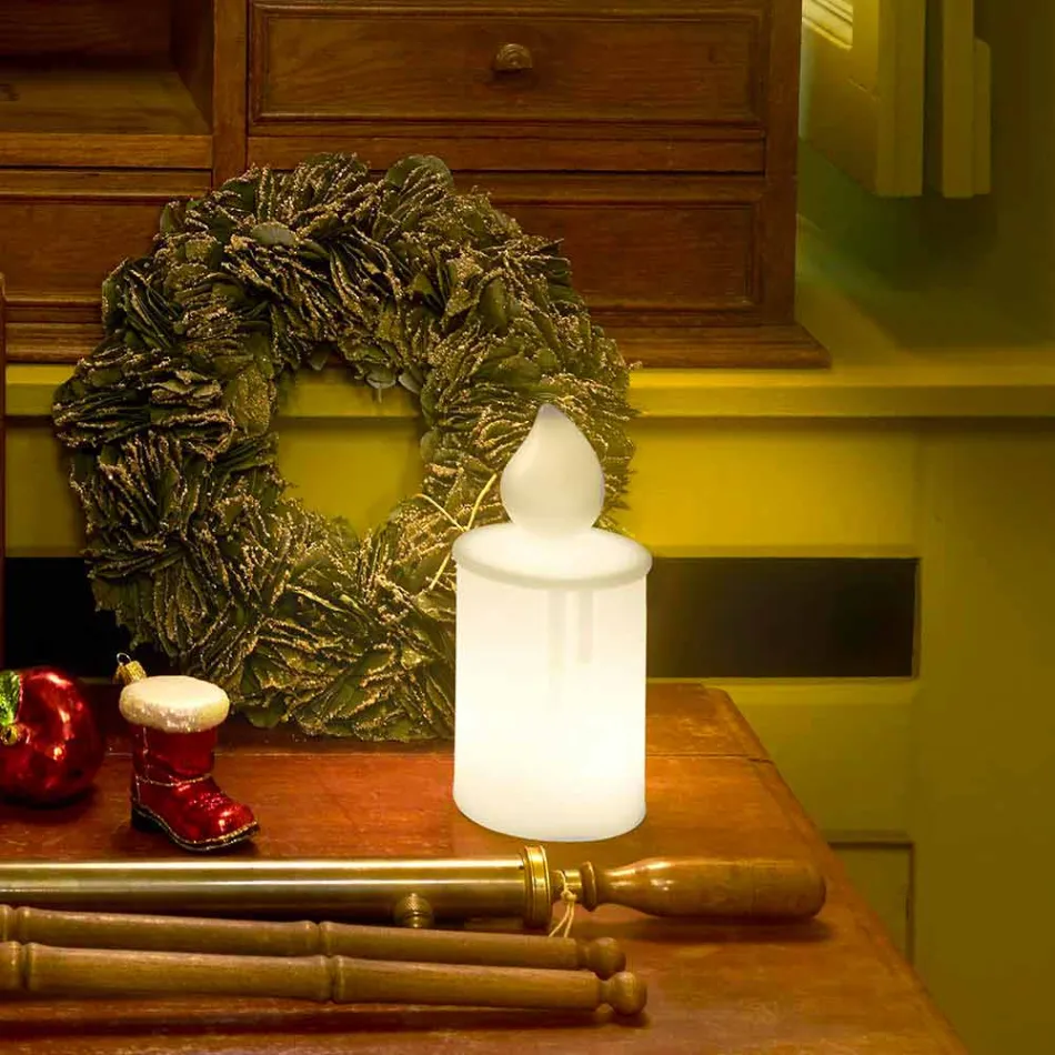 Projektimi i llambës së tavolinës me qiri të bardhë ose të kuq nga Slide - Fiammetta Viadurini