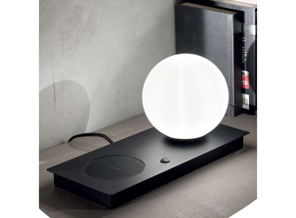 Dizajn llambë tavoline në xham të fryrë dhe metal të bardhë ose të zi - Bersa Viadurini