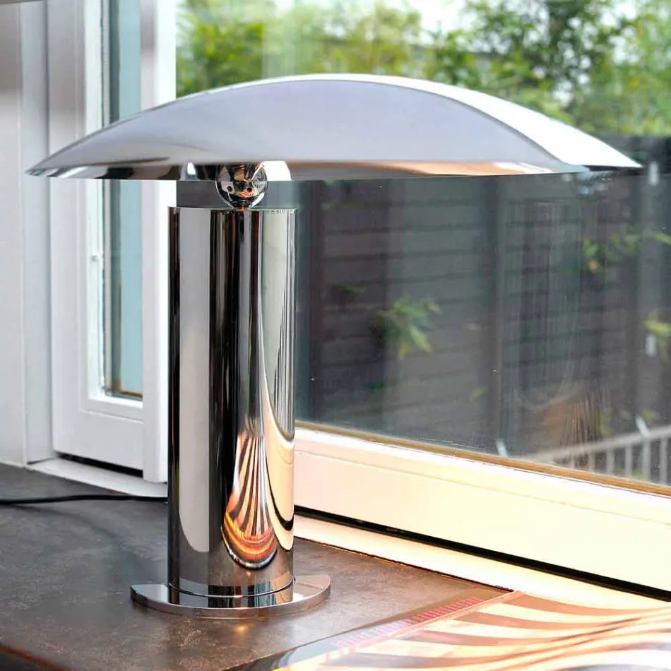 Llambë tavoline në krom ose metal të zi me LED prodhuar në Itali - Orlando Viadurini