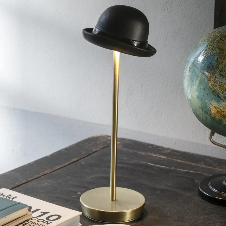 Llambë tavoline e ringarkueshme dhe e pjerrët nga Magnet - Bombetta Viadurini