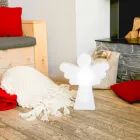 Llambë për dysheme të bardhë E27, Dizajn Modern Angel - Led ose Solar - Angelostar Viadurini