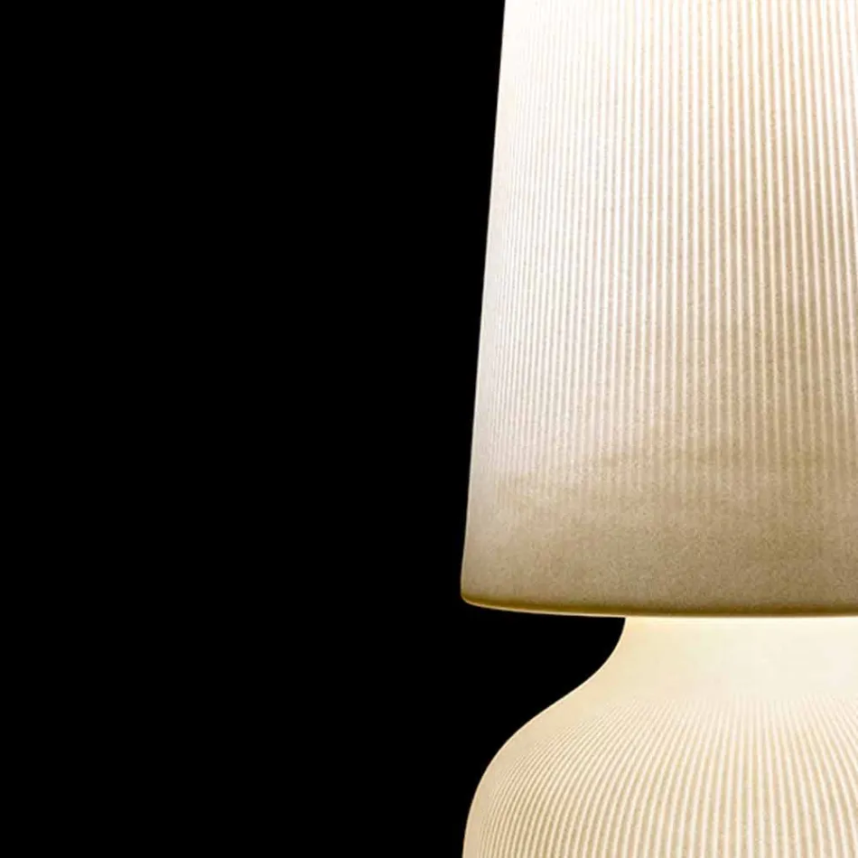 Llambë për dysheme të jashtme me strukturë polietileni prodhuar në Itali - Desmond Viadurini