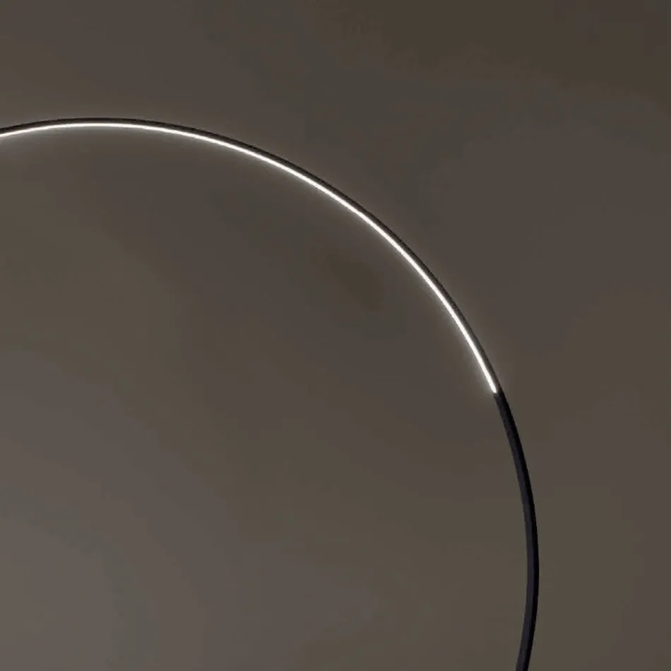 Llambë dyshemeje në metal të lyer me dritë LED që zvogëlohet - Eukalipt Viadurini